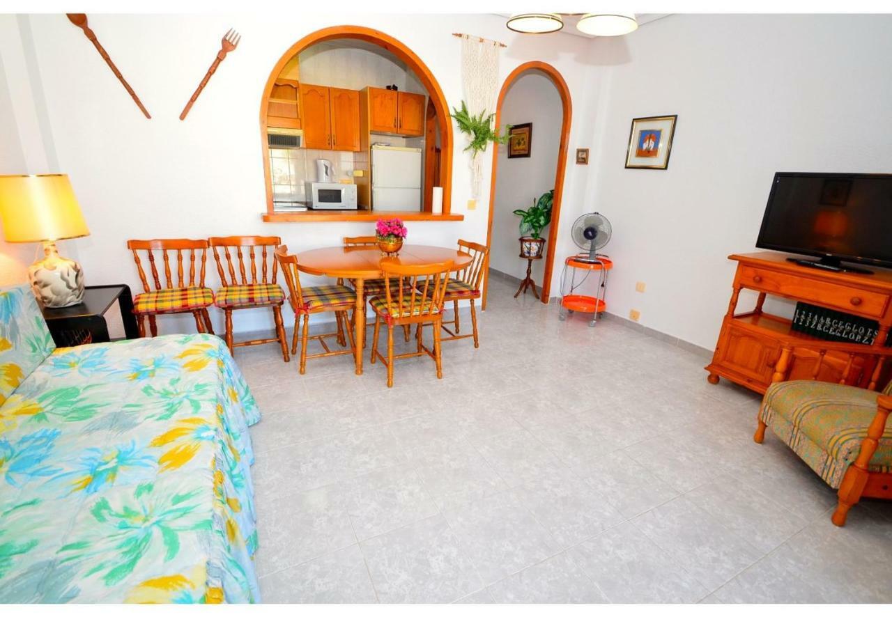 01 Calm Down And Relax Apartment Torrevieja Bagian luar foto