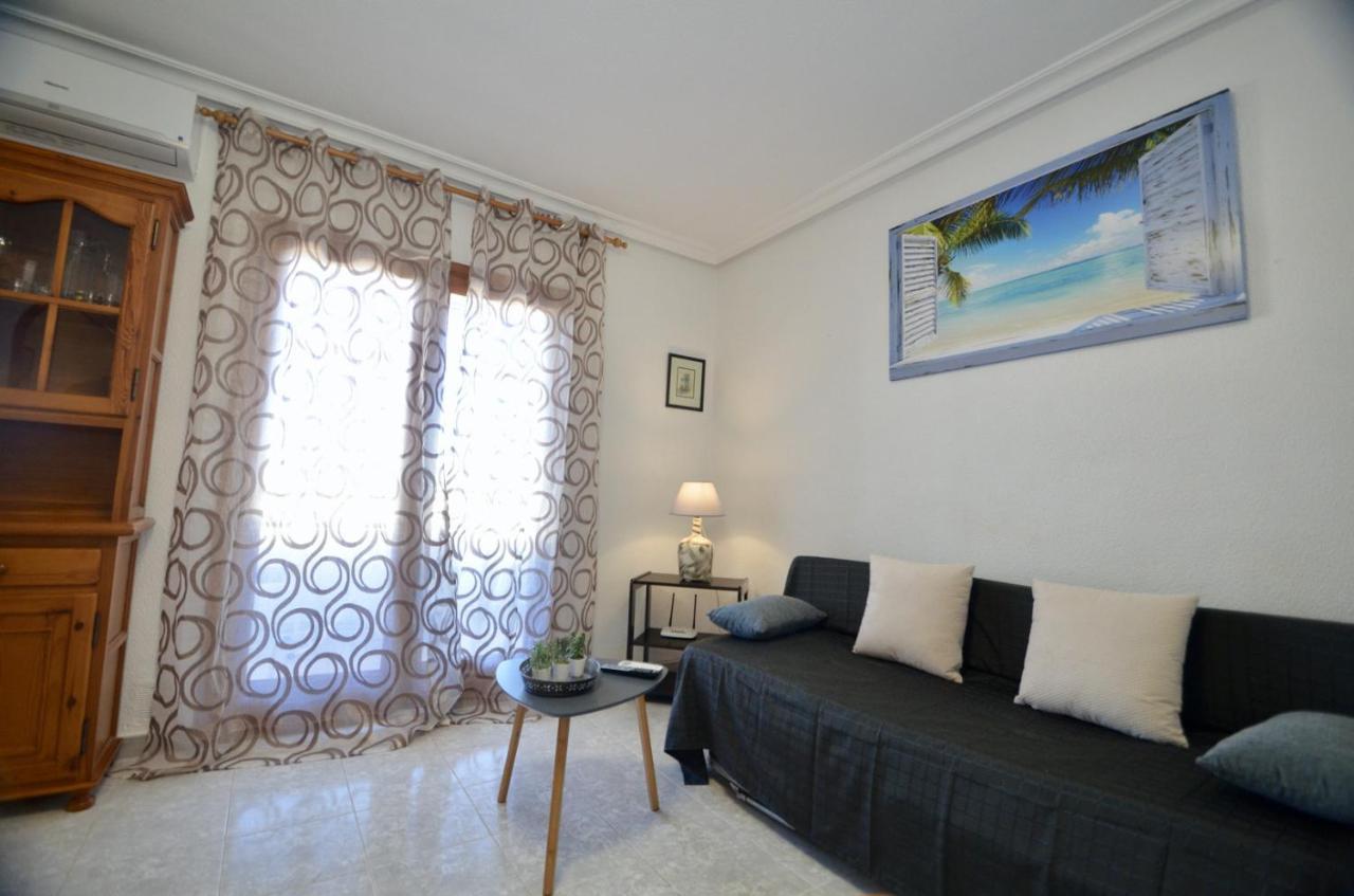 01 Calm Down And Relax Apartment Torrevieja Bagian luar foto