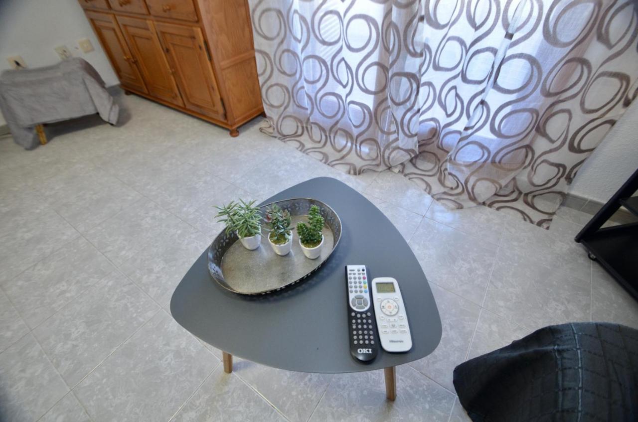 01 Calm Down And Relax Apartment Torrevieja Bagian luar foto