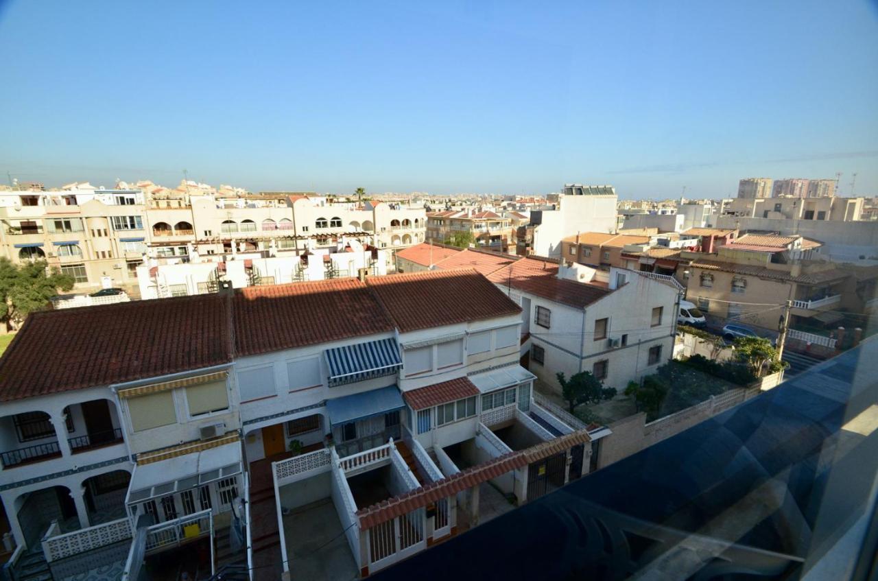 01 Calm Down And Relax Apartment Torrevieja Bagian luar foto