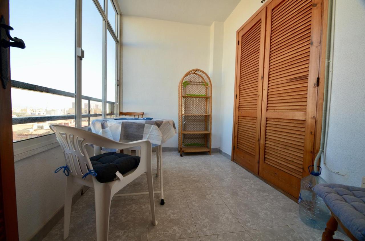 01 Calm Down And Relax Apartment Torrevieja Bagian luar foto
