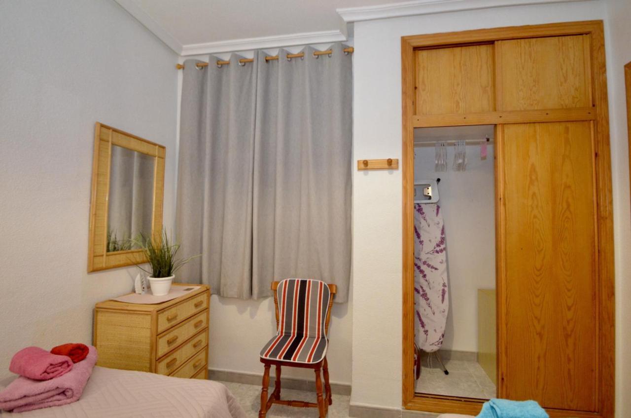 01 Calm Down And Relax Apartment Torrevieja Bagian luar foto